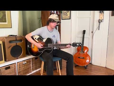 Loar LH-300 Archtop Acoustic Guitar Demo