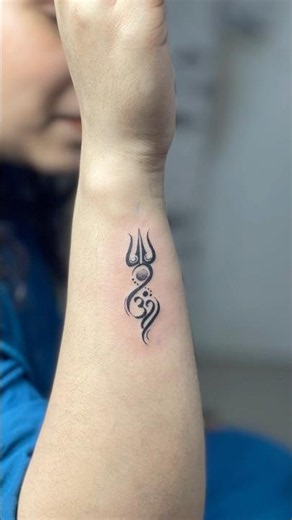 “Trishul & Om Tattoo | Symbol of Strength & Inner Peace.”🔱🕉️ #tattoo #shiv #spiritualtattoo #om