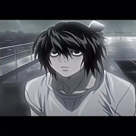 Anime Edits on Instagram: "日本利用压电瓷砖将人们的脚步转化为电能。 这些瓷砖能够捕捉你脚步产生的动能。 当你行走时，你的体重和动作会对瓷砖产生压力。 瓷砖会轻微弯曲，产生机械应力。 瓷砖内部的压电材料会将这种应力转化为电能。 每一步都会产生少量电荷，数百万步加在一起，就能产生足够的电力来驱动 LED 灯、数字显示屏和传感器。 在像涩谷车站这样人流密集的地方，每天大约 240 万步都在为这个系统做贡献。 这些电力可以储存起来或立即使用，从而减少对传统能源的依赖，并支持可持续的城市基础设施。 这种方法把日常的动作转化为实用的可再生能源。 #日本 #知识 #事实 #你知道吗 #推荐 #科技 #创新 #历史 #技术 #实验 #热门"