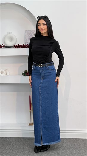 𝑝𝑜𝑢𝑟 𝑡𝑜𝑢𝑗𝑜𝑢𝑟𝑠 👗💅🏻👠 on Instagram: "A timeless denim skirt designed to elevate your everyday style! High-waist fit with a flattering straight cut that works from day to night🔥 -code: wos819 . . S size is preferred in the reel, 😚 Model Hight : 166 cm Model weight : 51 kg FOR ORDERS: 76198311 📲 delivery 2.5$ all over lebanon 🛍️ #winterstyle #fashiontrends #denimskirt #jeans #styleinspo #styling #trending #onlineshopping #trendy"