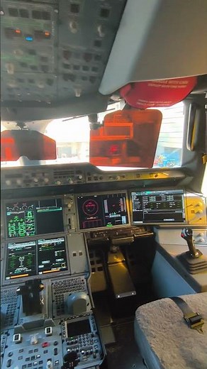 Cathay Pacific A350-1000 Cockpit Tour