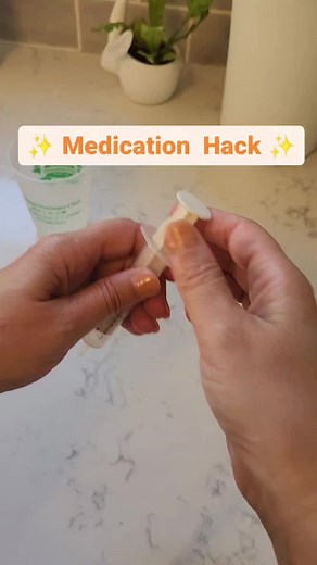 Do you ❤️ hacks? Who doesn't? We need more practical, simplified advice. Advice to apply to our day to day practice. If you like hacks and practical knowledge, that's what we're here for! Check out our 🔗 to see how we can help you inside your veterinary career 💗 #veterinarymedicine #veterinarystudy #veterinarynurselife #veterinarytechnician #vettech #ervettech #vetstudent #emergencyvet