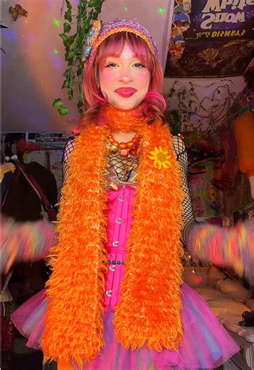 This dance is so fun i love it😁 dc: @zoifishh 💖💖 #ootd #fashion #funkyfashion #whimsical #foryou #outfitinspo #fyp