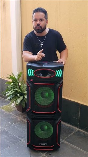 The size of that Philco PCX15000 speaker scared me!