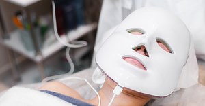 Do LED Masks Really Work? Experts Weigh In | Herzindagi