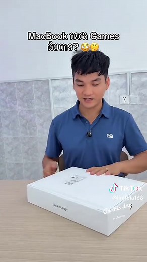 MacBook Pro Unboxing 2025 — Hands-on Apple MacBook Pro Reveal
