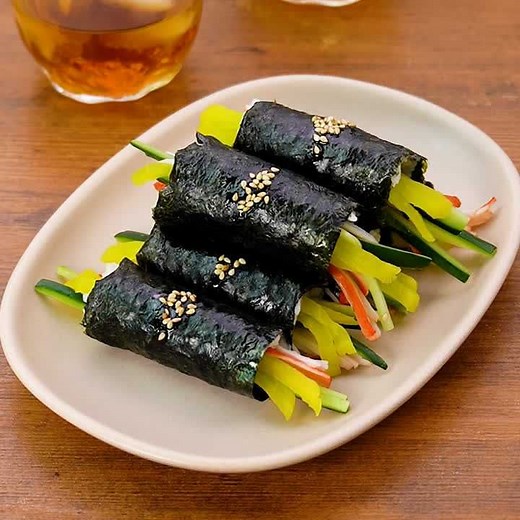 パクパク食べられる！ 3色コマキンパのレシピ動画・作り方 | デリッシュキッチン