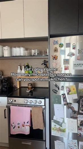 Think your kitchen’s clean? So did we! Until we looked closer. Microplastics aren’t just in takeout containers or plastic wrap. They’re hiding in your sponge, shedding from your cutting board, and even steeping in your tea bags. From nonstick pans to silicone utensils, everyday tools can release tiny plastic particles into your food, water, and air. 😳 | Grove Collaborative