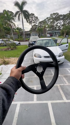 Installing and Reviewing Momo Steering Wheel - Love it So Far!