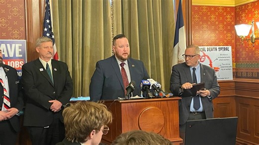 Iowa Democrats call on Whirlpool to 'reconsider' laying off Iowa workers