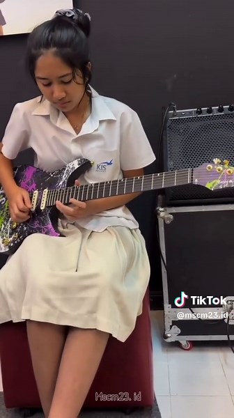 Cover of November Rain by Guns N' Roses