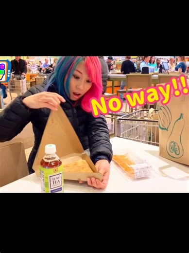 Asuka really forgot she flipped the pizza 😭🍕 #kanachantv #wweasuka #asukawwe #asuka #theempressoftomorrow #wwetiktok #wwefan