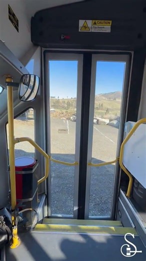 2015 4WD Ford Shuttle Bus - Stremmel Auctions' 2026 Spring Auction