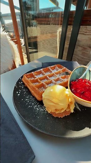 Laboe - das charmante Küstenörtchen in der Kieler Förde 🌊