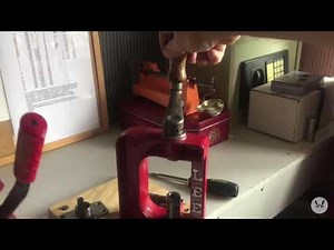 Shotshell Reloading Roll Crimping with a Lee Challenger Press