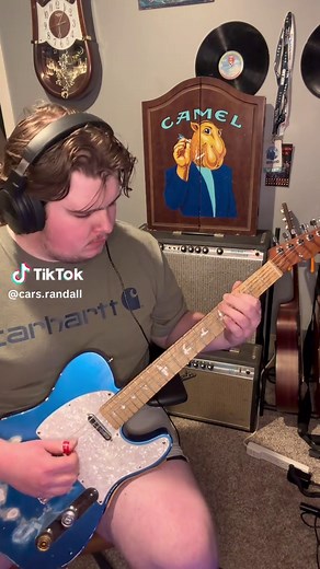 Mastering Chicken Pickin': A Guide for Guitarists