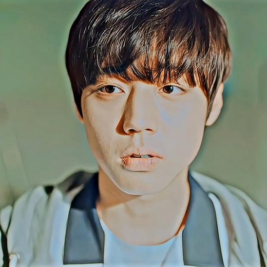 Sieun Scares Yoon Junghoon & Han Tae-Hoon With Just a Pen 😈🔥 | Weak Hero Class 1 #shorts