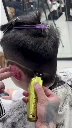 From Basic to Sharp The Ultimate Men’s Haircut Overhaul #barbershop #howtocutcurlyhair #haircut