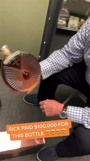 Macallan 65 . . . . . . . . . #allocatedbourbon #spirit #wine #alcohol #bourbon #bourbonhunting #ryewhiskey #liquor #singlebarrel #jackdaniels #distillery #thebourbonalliance #blantons #spirits #pappyvanwinkle #barrelproof #bourbonlovers #singlemaltwhisky #whisky #whiskylover #liquor #vodka #whiskey # #whisky #drinking #beers #booze #fyp #foryou #rare