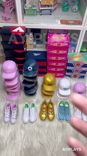 Unboxing Mini Brands Sneakers Part 8 - Sneakerhead Hypebeast Edition