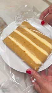 Imagine receiving a card that not only has a heartfelt message, but also a delicious cake inside! It's like getting a surprise party in your mailbox. It's the perfect combination!🍰💌💘😆 | MailBakes