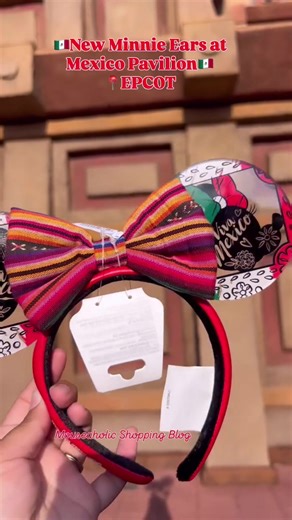 For sell Available now estock New Disney merch 🏰🛍️ Kindly send a message request or drop a comment below if you’re interested 💌 • • #Disney #DisneyWorld #Disneyland #DisneyAdult