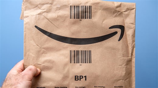 Don't Throw Out Those Old Shipping Mailers, Try This Cute Upcycling DIY Instead - House Digest