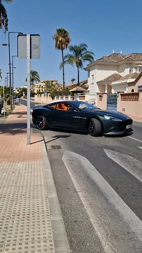 Aston Martin Vanquish Sound #marbella #puertobanus #astonmartin #supercar #vanquish | Marbella Luxury Garage