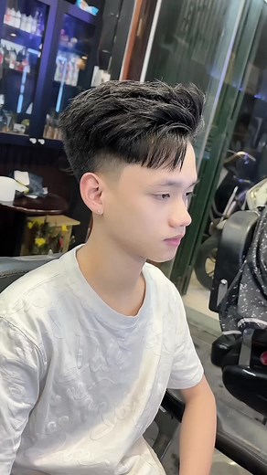 Side Part x Taper Fade: Ultimate Hair Trend