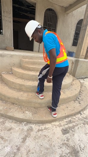 386K views · 6.4K reactions | Floating Steps, you need more space to have this. Wa.me/+233556697622 | Otectic Building Design | Facebook