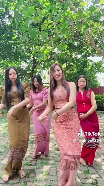 #ကောန်ဝုတ်အတးသကြႅာန် #ဝုတ်မန်😘❤️ #ဝုတ်မန်ဆာန်ဠာန်မံင်ပာာ💗 #monmusic #fyp #foryou @💜 亗MMR亗๛Po 💜🇲🇾🇲🇪 #ဝုတ်မန်ကွာန်ထဝ်ပၠင်