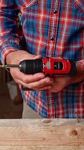 258K views · 390 reactions | Einer von Elke's Favoriten und definitiv ein praktischer Akku-Bohrschrauber für jeden Haushalt! Warum? Elke erklärt's euch   Hier geht's zum Alles-Könner TE-CD 18/40 Li BL: https://bit.ly/3OzVTtH Wer hat ihn zuhause? Und was habt ihr schon alles mit dem kleinen Powerpaket umgesetzt? ______________ #Einhell #PowerXChange #Akkupower #Kabellosefreiheit #Werkstatt #Werkzeug #Akkuwerkzeug #Heimwerken #Heimwerker | Einhell | Facebook