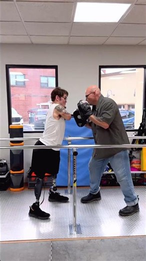 Memphis, Training with prosthetics Quad Amputee Upper & Lower Limb