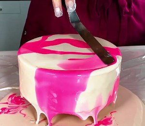 58K views · 690 reactions | Cute cake decorating ideas by a pro: | Parentips | Facebook