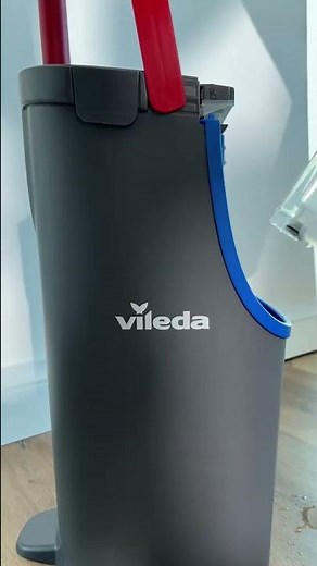 Vileda H2prO Flat Mop and Bucket Set