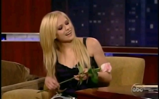 【Avril Lavigne】采访（abc）