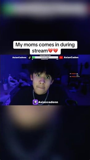 My mom walks in during STREAM!! #twitch #streamer #mom #homework