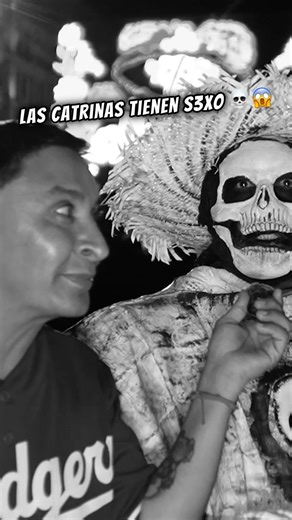 Se le cayó el pajarito 💀😂 #comedia #humor #comediante #catrinas #mexico | JJ El Comediante Oficial