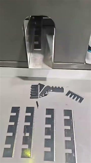 ZY-Q600 creasing machine doing 25.8*1.42 rotary rules