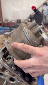 Tearing down an LML duramax - Dave explains one of the things that happens when an injector fails. #autoshop #mechanic #autorepair #carrepair #truckrepair #pontiac #autocenter #enginebuild #enginerebuild #relaxingvideos #reels #viral #love #fyp #foryou #viralreels | Dean White