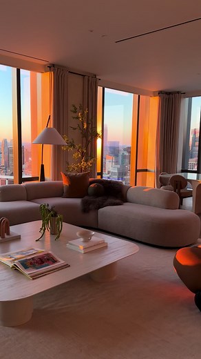 POV: you live in the penthouse at golden hour #staging #penthouse #nycrealestate #designtrends #designinspo #goldenhour #sunset #nycgoldenhour #sunset #manhattan #nyc #empirestatebuilding #nycapartment #celebstyle #celebrityhomes #celebrity #nyclife #realestate #secret #hiddengem #luxurylife #exclusiveproperties #exclusive #luxuryhomes #luxury #apartment #nycapartment #apartmenttour #moderndesign #contemporary