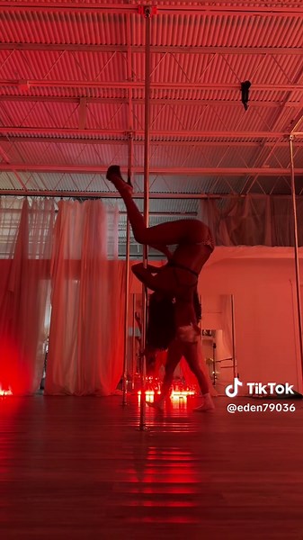 Exploring the Art of Pole Dancing Flow Techniques