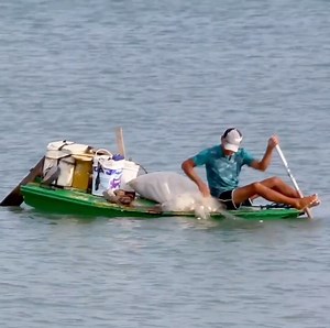 571 reactions · 213 shares | Tulungan natin ang mga mangingisda dahil isa sila sa nagbibigay-buhay sa sektor ng agrikultura sa bansa. Sa FPJ Panday Bayanihan, kasama ninyo kami sa inyong pagbangon. | FPJ Panday Bayanihan | Facebook