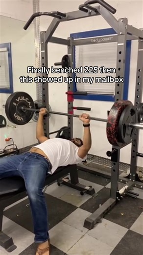 Achieving 225 Bench Press Success