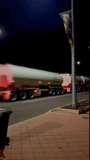 14K views · 598 reactions | Let's keep do it Outback Truckers Worldwide | Outback Truckers Worldwide | Facebook