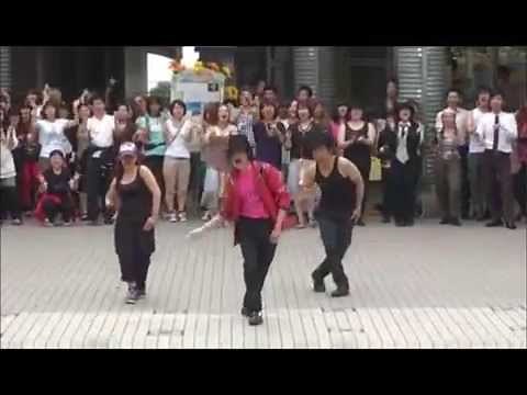 みんなでマイケルジャクソンを踊ろう！ビートイット・フラッシュ・モブ