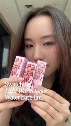 Swatching Peripera Water Bare Tint Shades: Universal Coral & All Right Peach