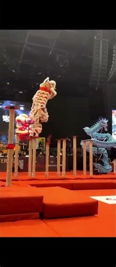 One Mistake = Fall! Preliminary Round High Pole Lion Dance #LionDance #Acrobatics #Trending