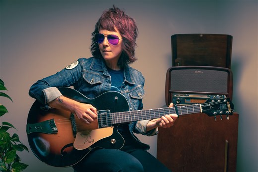 Amelia White Teams With Kim Richey On Lyrically Rich, Pop-Tinged 'Love I Swore' (ALBUM REVIEW) - Glide Magazine