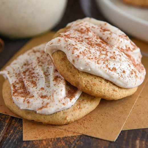 Sweet Potato Cookies with Cinnamon Cream Cheese Frosting! These pillowy soft, spiced sweet potato cookies are made with delicious Bruce's Yams and frosted with a rich, sweet cinnamon cream cheese icing! RECIPE: https://thenovicechefblog.com/sweet-potato-cookies-with-cinnamon-cream-cheese-frosting/ | The Novice Chef